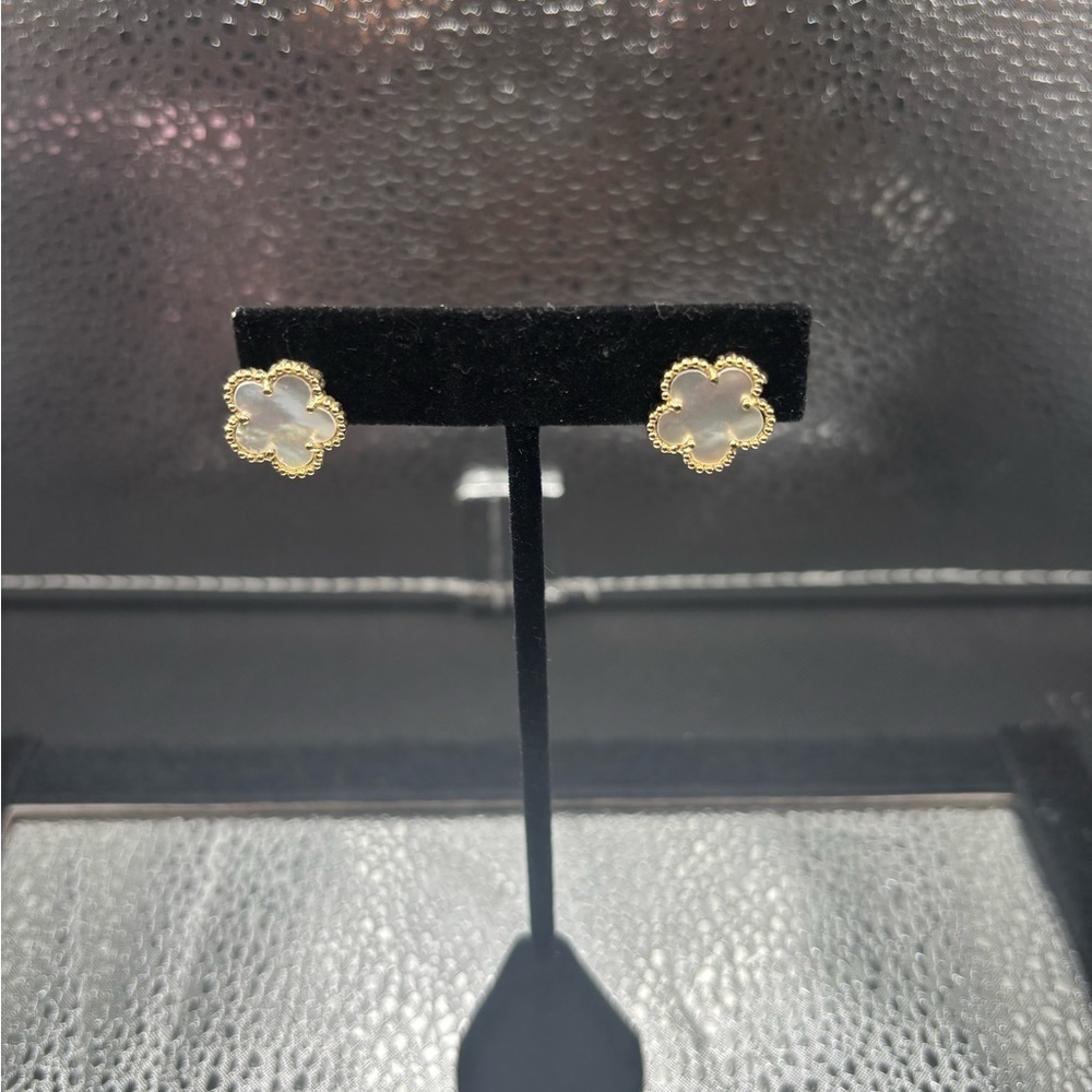 Gold and White Mother Pearl Flower Stud Earrings